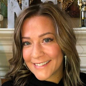 Meet your Posher, Nisey!